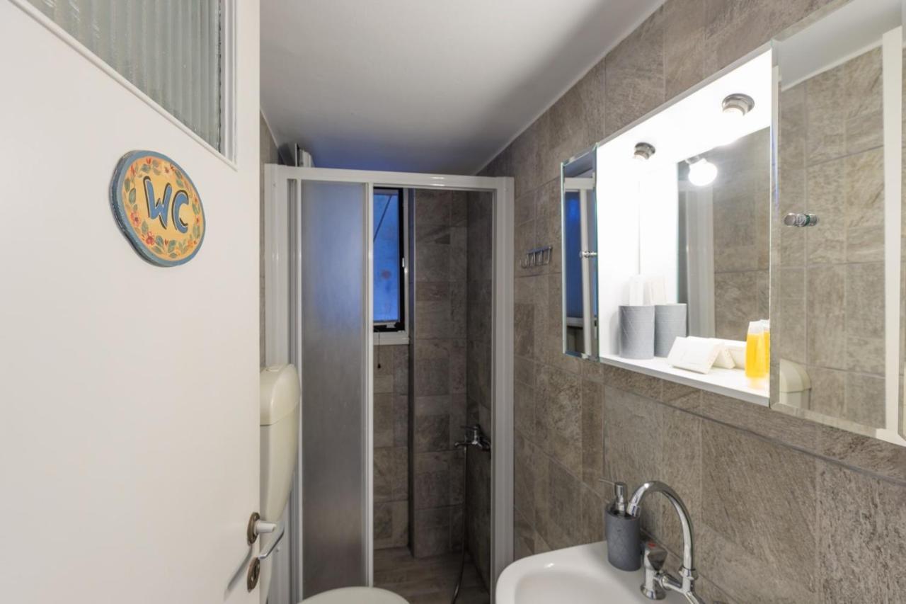 Aiolos Koukaki Center Apartment Athens Luaran gambar